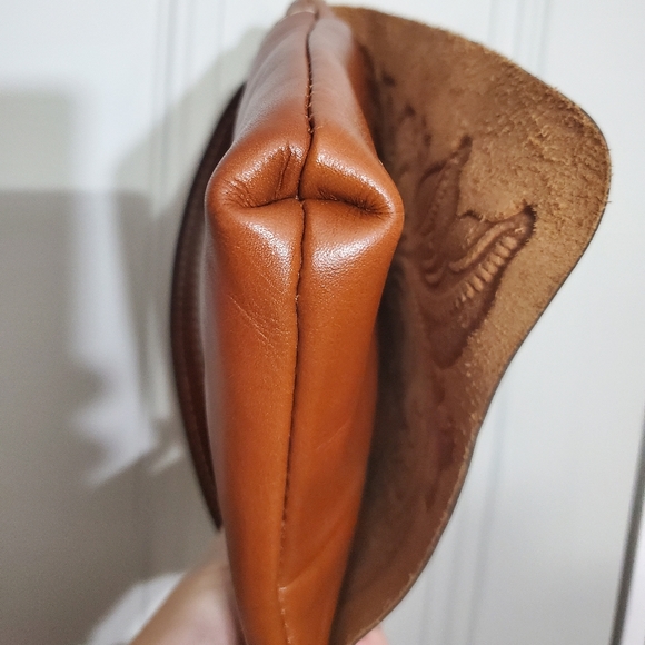 Patricia Nash Granada Leather Embossed Crossbody Western Tan Like new - Picture 12 of 16